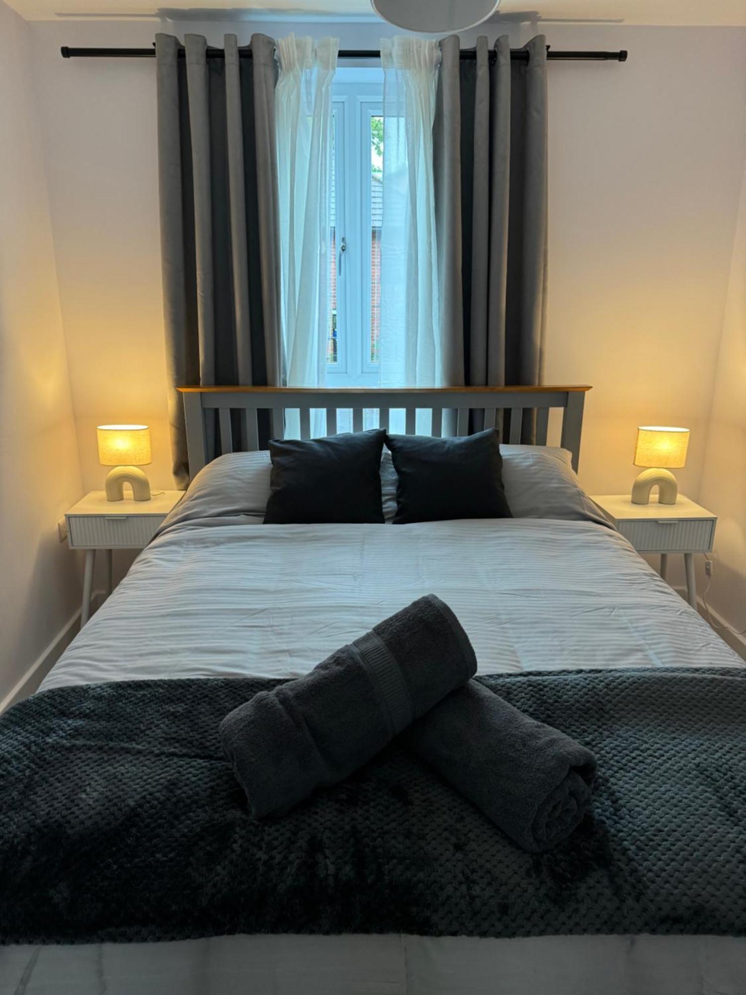Brand New Flat 5 With Free Parking And Fast Wifi Lägenhet York Exteriör bild