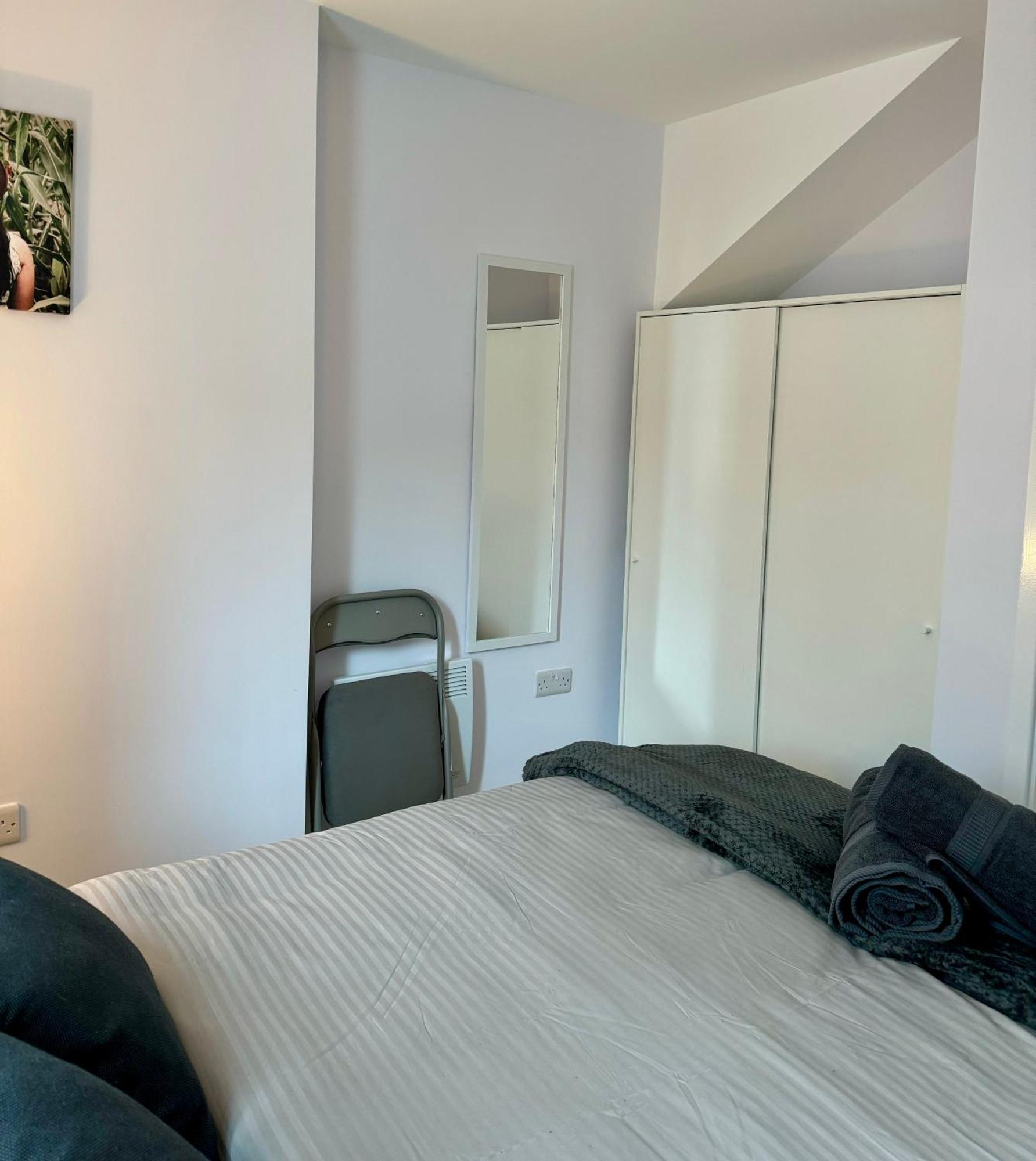 Brand New Flat 5 With Free Parking And Fast Wifi Lägenhet York Exteriör bild
