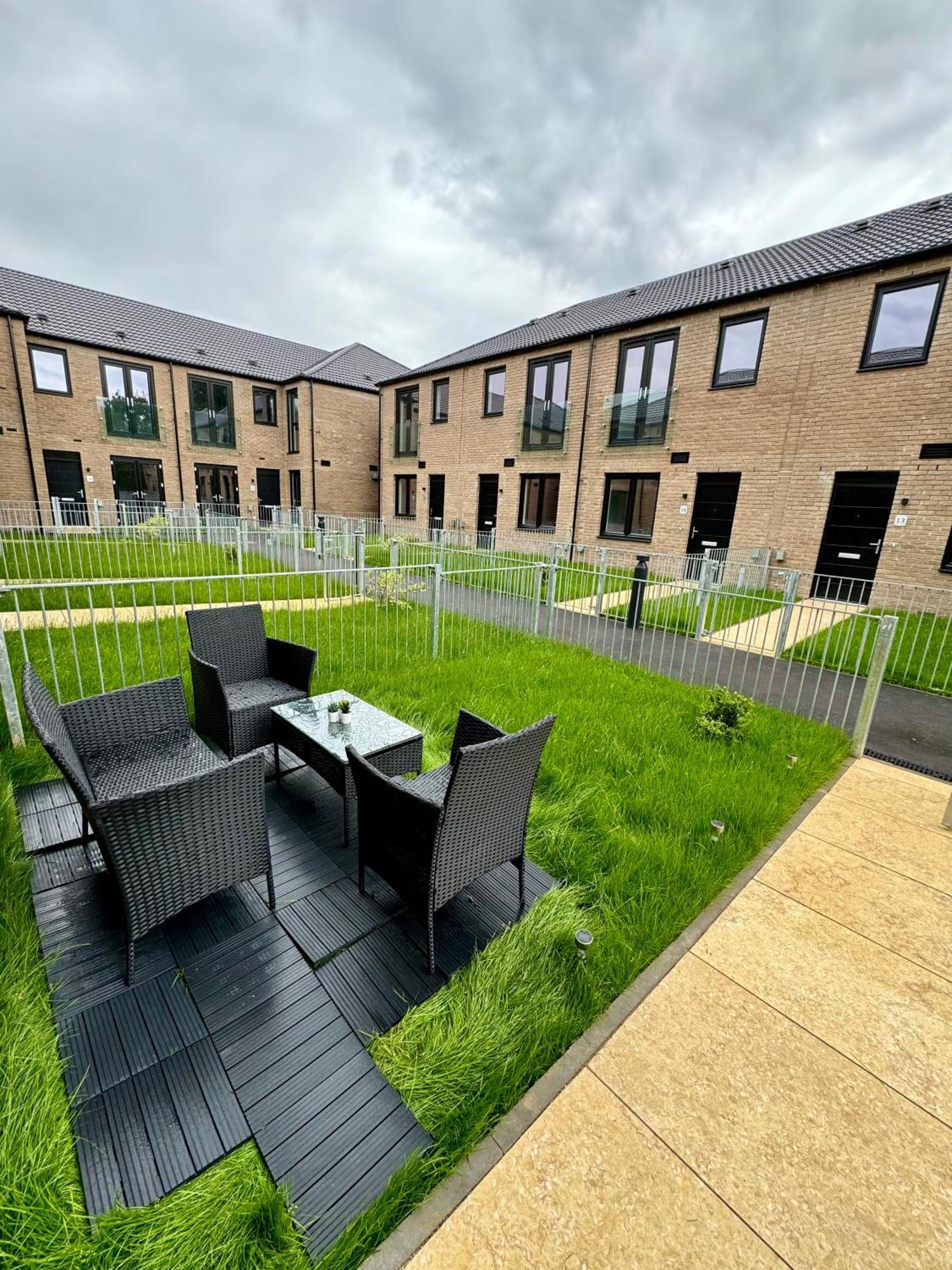 Brand New Flat 5 With Free Parking And Fast Wifi Lägenhet York Exteriör bild